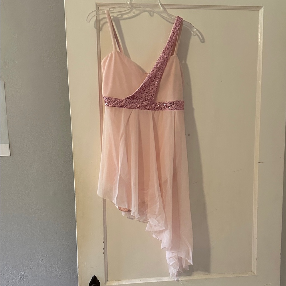 Kellé Soft Pink Asymmetrical Dance Costume, Women’s M for Tall Tween/Teen